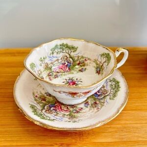 Paragon Tea Cup and Saucer, GAINSBOROUGH Antique Series  Quatrefoil